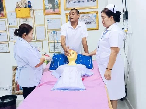 การฝึกปฏิบัติสำหรับผู้ดูแลภายในศูนย์